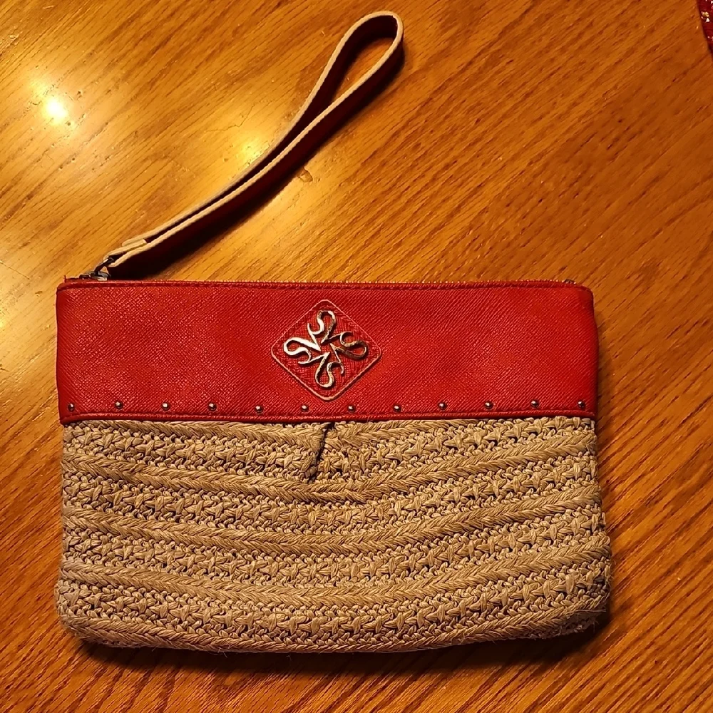 Red and Tan Two-Tone Clutch with Wrist Strap - Picture 5 of 6
